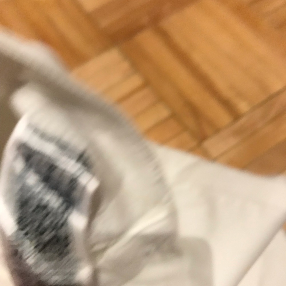 Guess jeans nwot​​​​​​​​​​​ - Picture 5 of 5